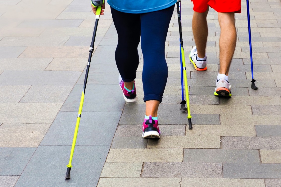 Sarkantyúk és megfelelő cipő a nordic walkinghoz