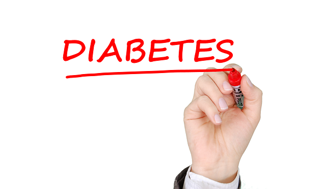 Diabetes felirat piros színű