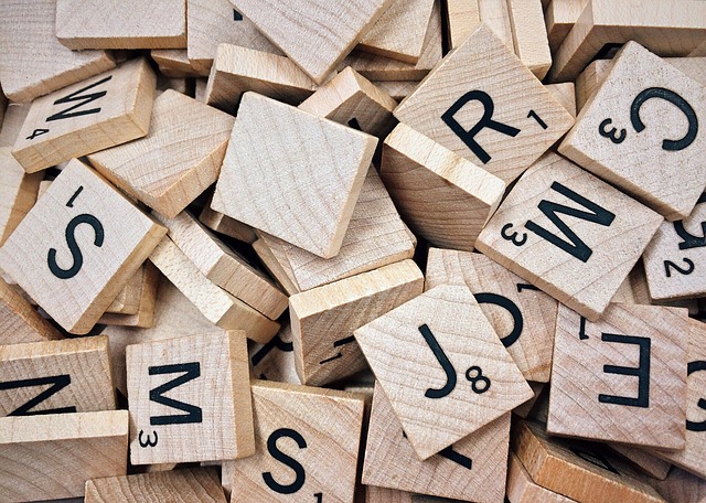 scrabble, betűk, beszédzavaros betűk