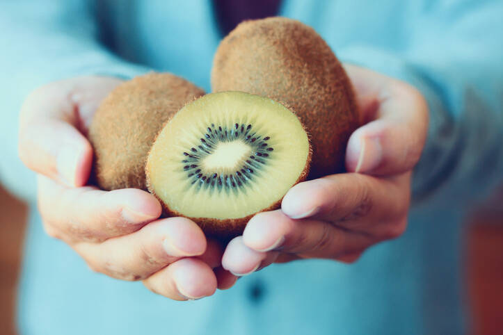 A kiwi egy gyógyhatású anyagokkal teli gyümölcs. Hol lehet termeszteni?