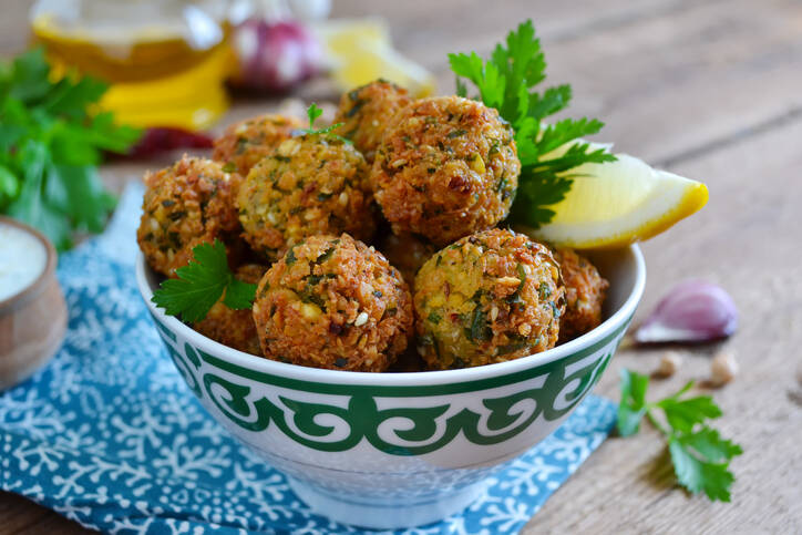 Falafel sütőben sütve? Egészséges csicseriborsó recept, nem csak vegánoknak